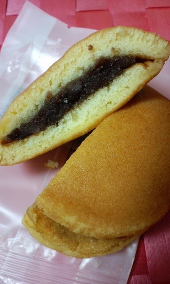 「御菓子処　蜜屋」料理 1218086 みつどら断面
