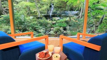 ロビーラウンジ / 4