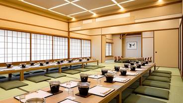 ボールルーム / 16