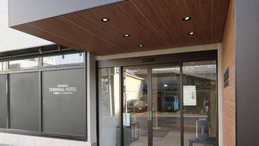 施設の入り口 / 11