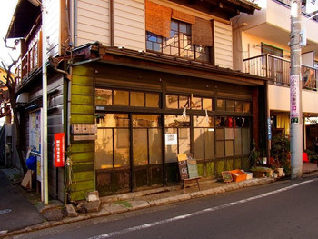 「カフェ間間間」外観 754926 