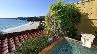 露天風呂付コーナールーム50sqm（畳10畳）　禁煙　ビーチビュー