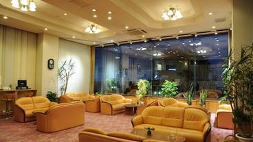 ロビーラウンジ / 2