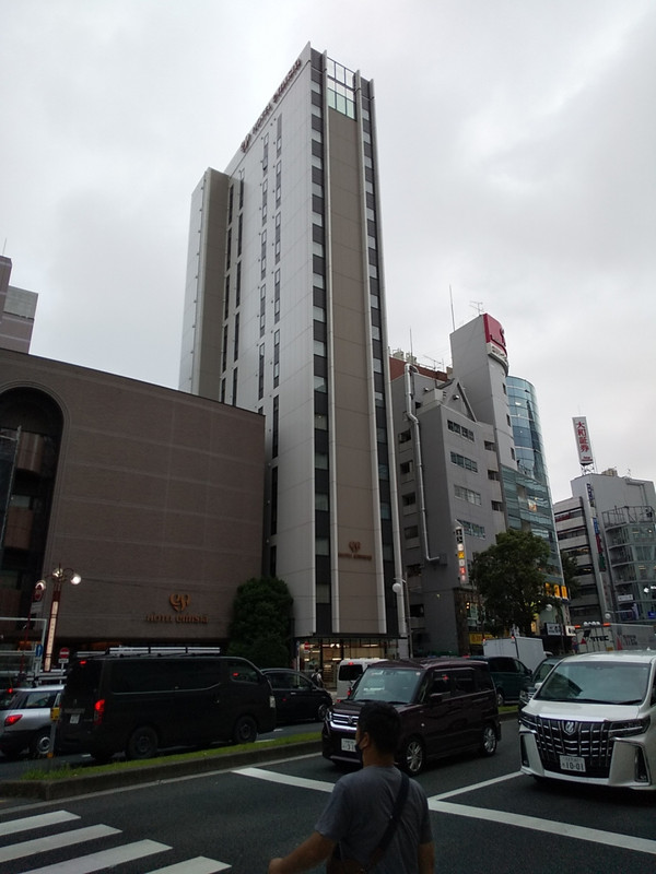 ツインビルです