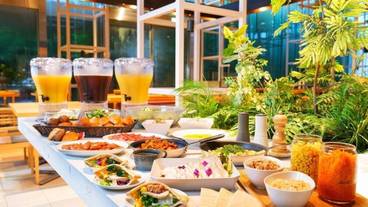 朝食ビュッフェ / 10