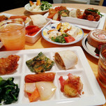 新大久保ランチ食べ放題！人気の韓国料理5選