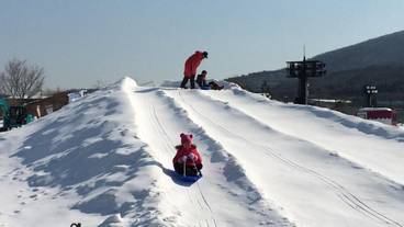 スノー スポーツとスキー / 1