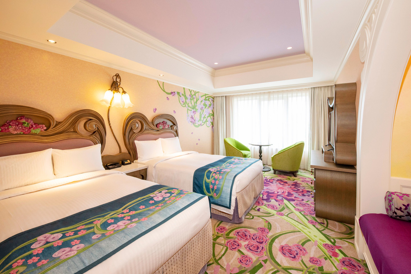 「ファンタジースプリングス」の雰囲気を感じながら滞在を楽しめるホテル4043890