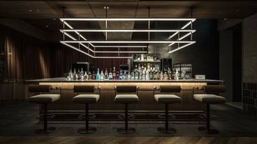 「BAR & GRILL Splish」のバーカウンター① / 7