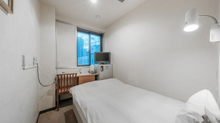 セミダブルルーム(別館) 喫煙(ベッド幅120 cm)