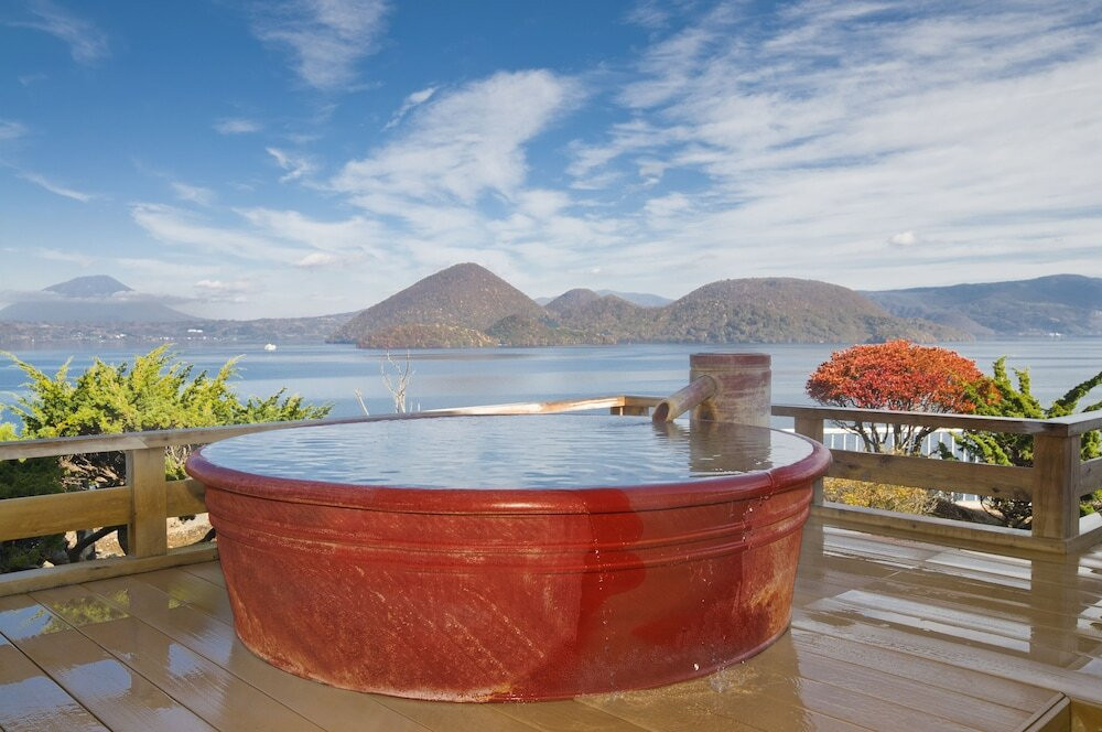 朝も深夜も入浴OK！絶景風呂を目当てに泊まりたい4085634