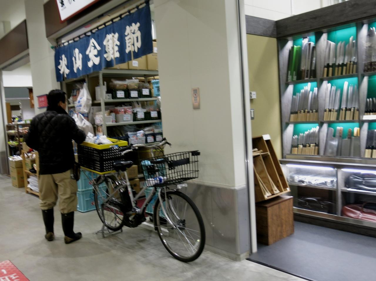 東京の新しい「台所」は、観光客に人気の市場1884310