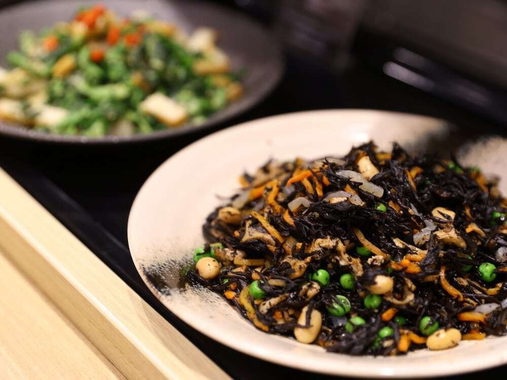 朝食