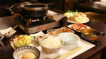 食事・飲み物 / 4