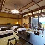 温泉露天風呂付客室② / 2