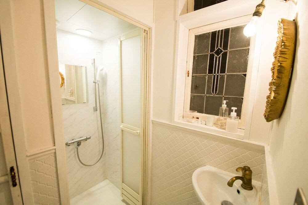 バスルームのシャワー