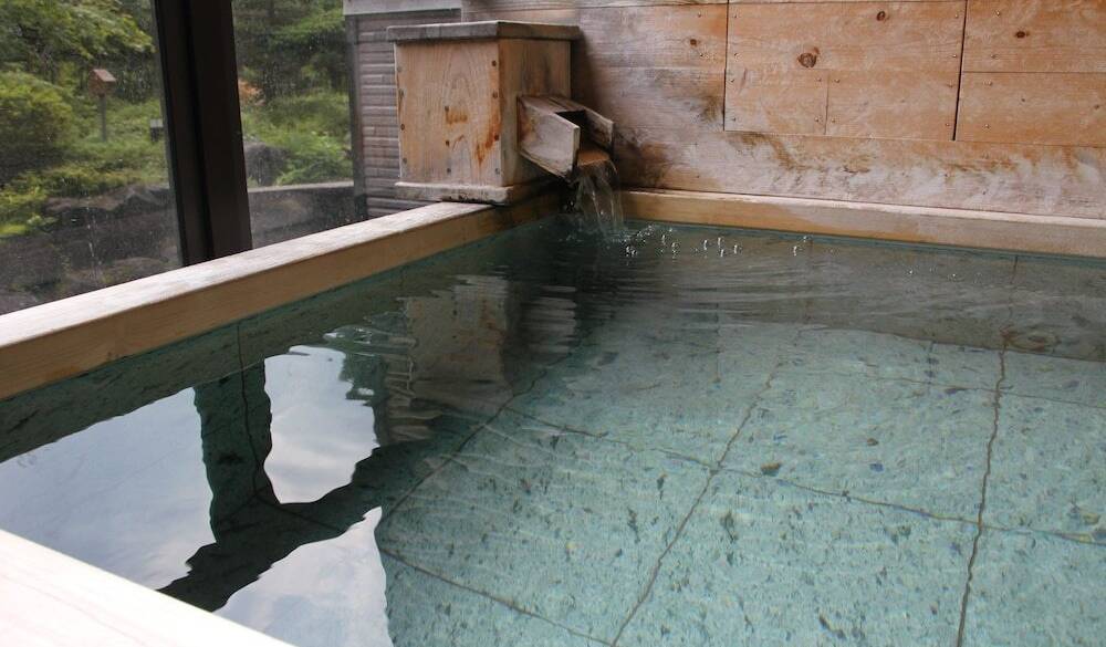 吟龍 客室露天風呂一例② / 3