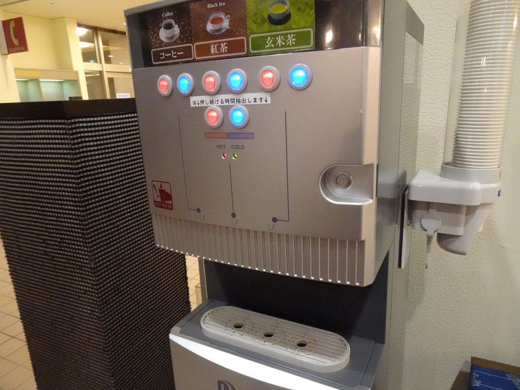 コーヒーマシンは夜のみ利用できた