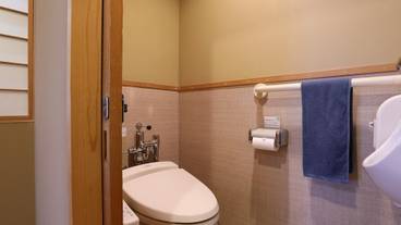 客室トイレ一例 / 4