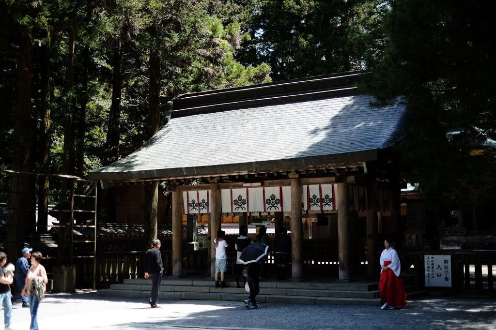 諏訪大社（上社本宮）とはどんな神社？1152890