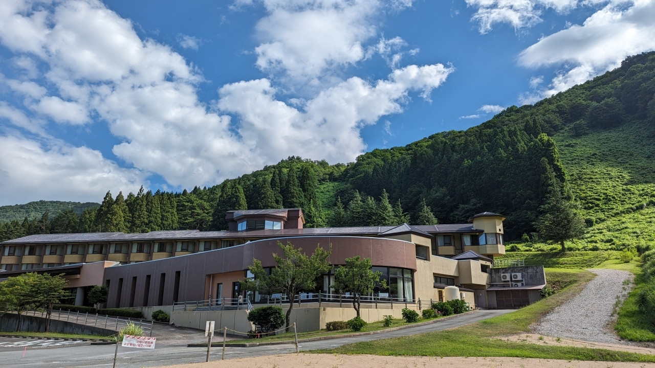 大自然の中で美肌の湯が楽しめるホテル4023384