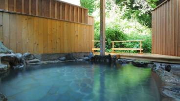 大浴場の露天風呂(男性) / 3