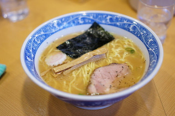 「中華そば 青葉 中野本店」料理 886698 中華そば７３０円