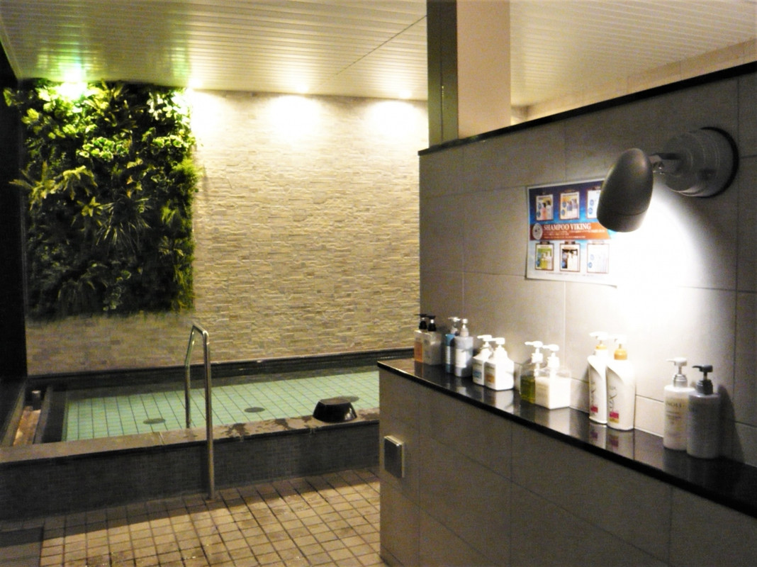 ２階　大浴場とシャンプーバー