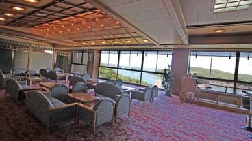 ロビー応接スペース / 3