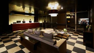 ホテルロビー / 1