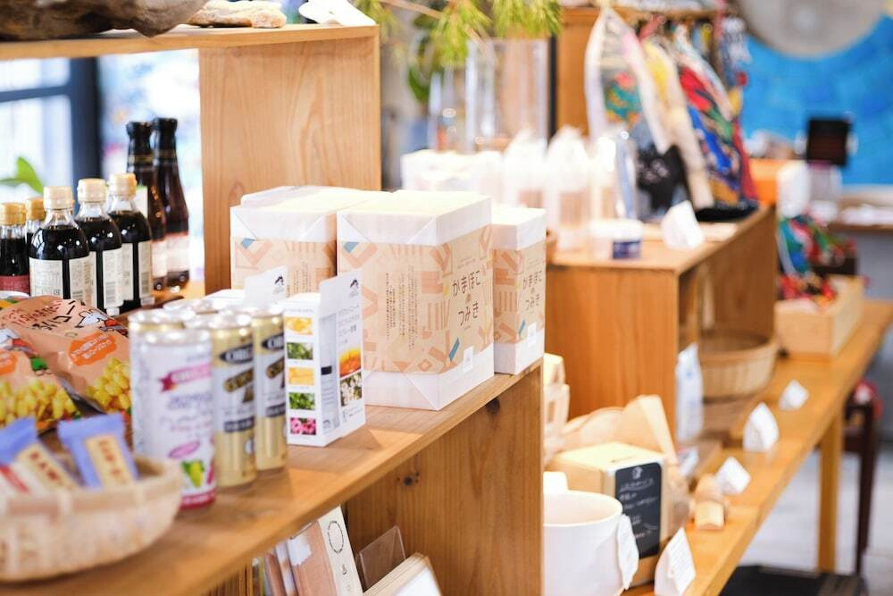 ラウンジ