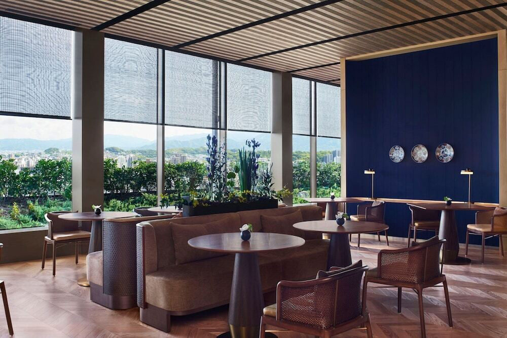 クラブラウンジ