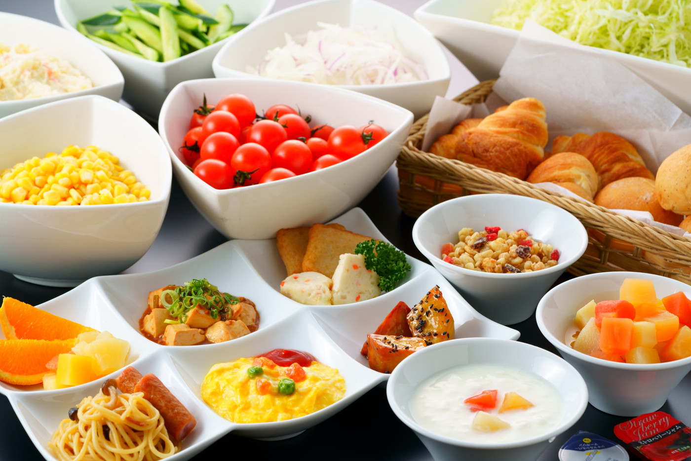 【長崎県】晴天下の九十九島（佐世保 展海峰）