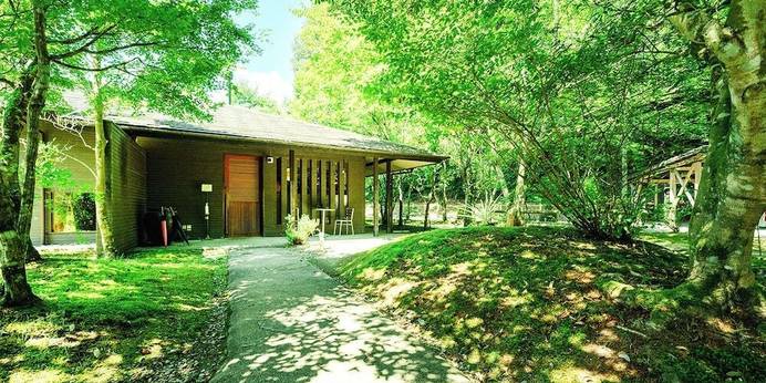 全室源泉掛け流し温泉付離れの旅館 四季の杜 紫尾庵（鹿児島県 旅館） / 1