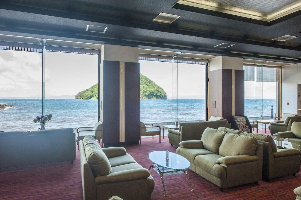 ロビー応接スペース