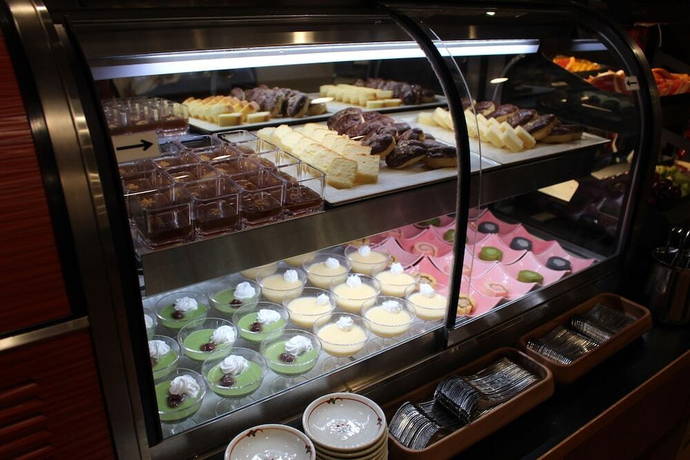 朝食ビュッフェ