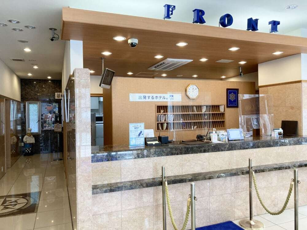 フロント