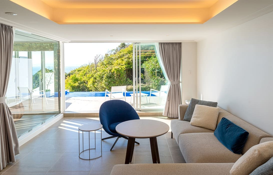 デラックスプールスイート