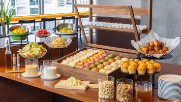 朝食ビュッフェ / 4