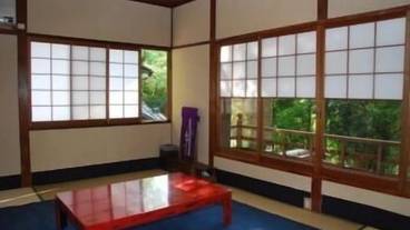 客室内のダイニングエリア / 10