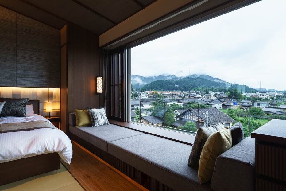 全館畳廊下。砺波平野の奥座敷に佇む温泉旅館4231614