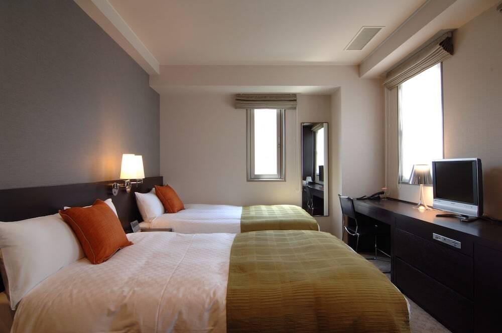 地元の素材にこだわった朝食に舌鼓♪駅近スタイリッシュホテル3416755