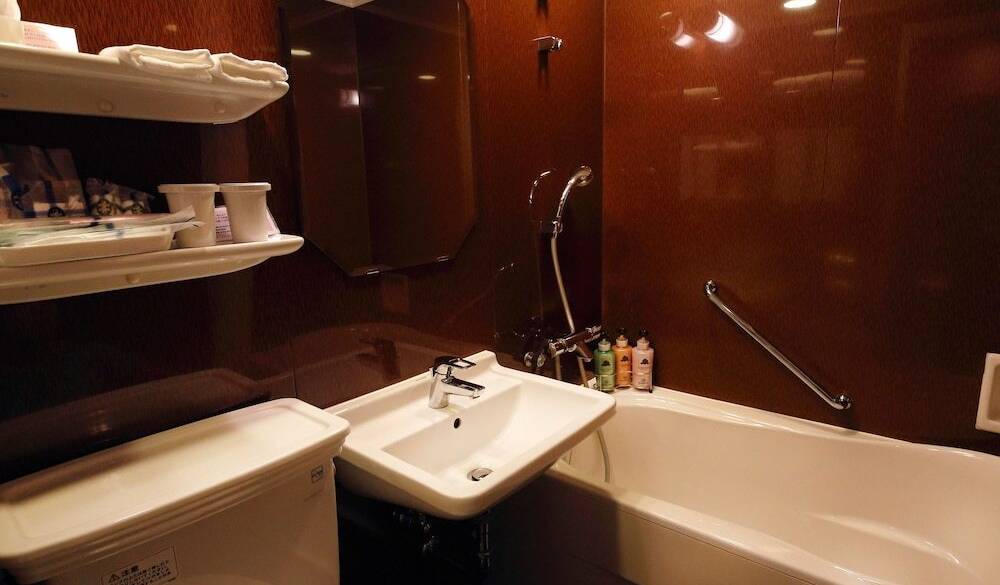 ホテルに戻って
のんびりバスタイム / 2