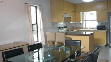 客室内のダイニングエリア / 10