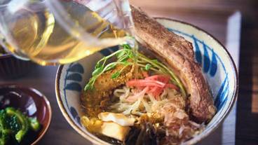 食事・飲み物 / 7