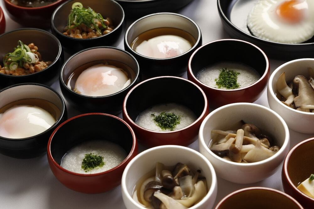 朝食