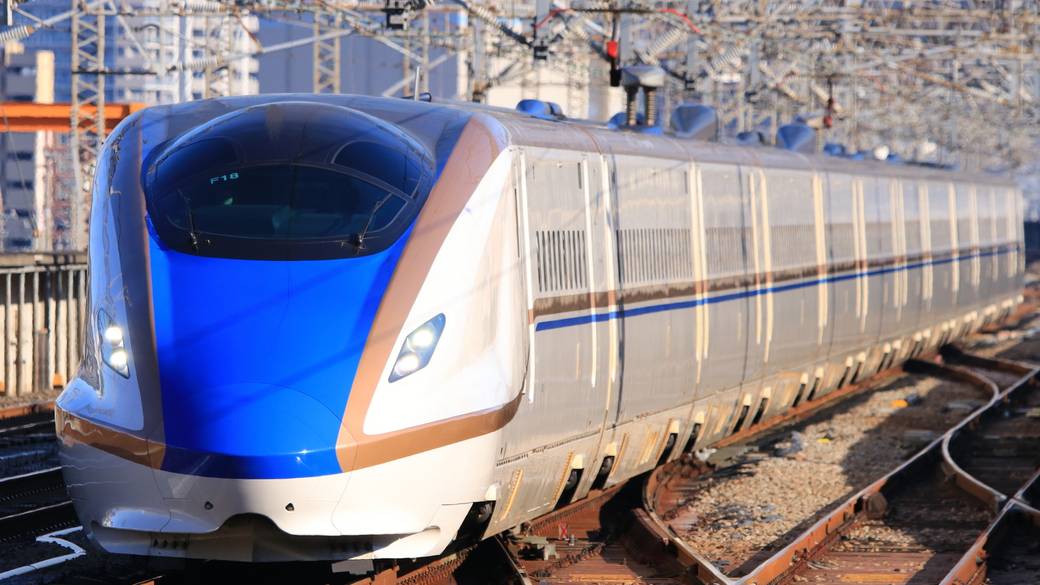 北陸新幹線で約2時間で富山へ / 2