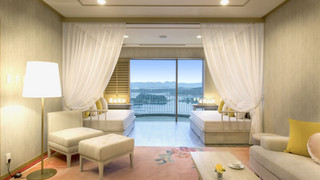 スイートルーム 禁煙　(2食付き ブッフェ夕食)