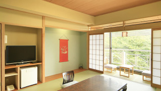 月の棟・和室10畳【お食事は遊花亭の個室にて】(チェックインは18：00まで)