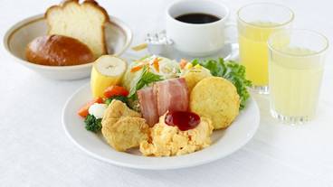 食事・飲み物 / 1